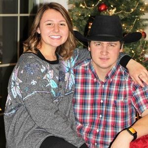 Meet your Posher, Lexee